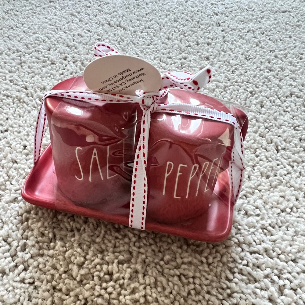Rae Dunn Red Salt and Pepper Shakers with Tray